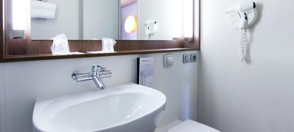Kyriad Direct Strasbourg Ouest - Zenith Phòng bức ảnh